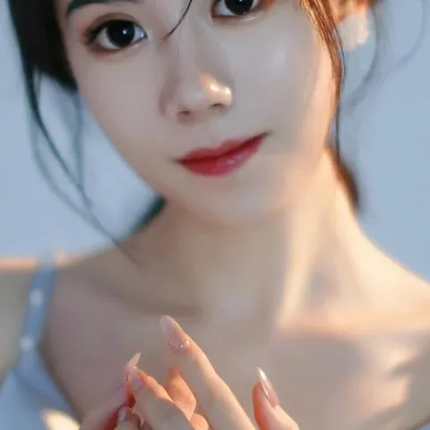 我借人间二两墨 歌词 - 黄静美