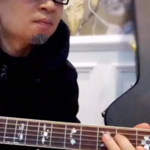 爱情慢慢摇